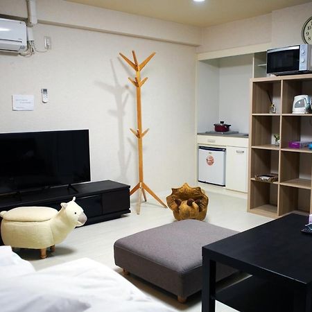 Appartement Reiwa House à Ōsaka Extérieur photo