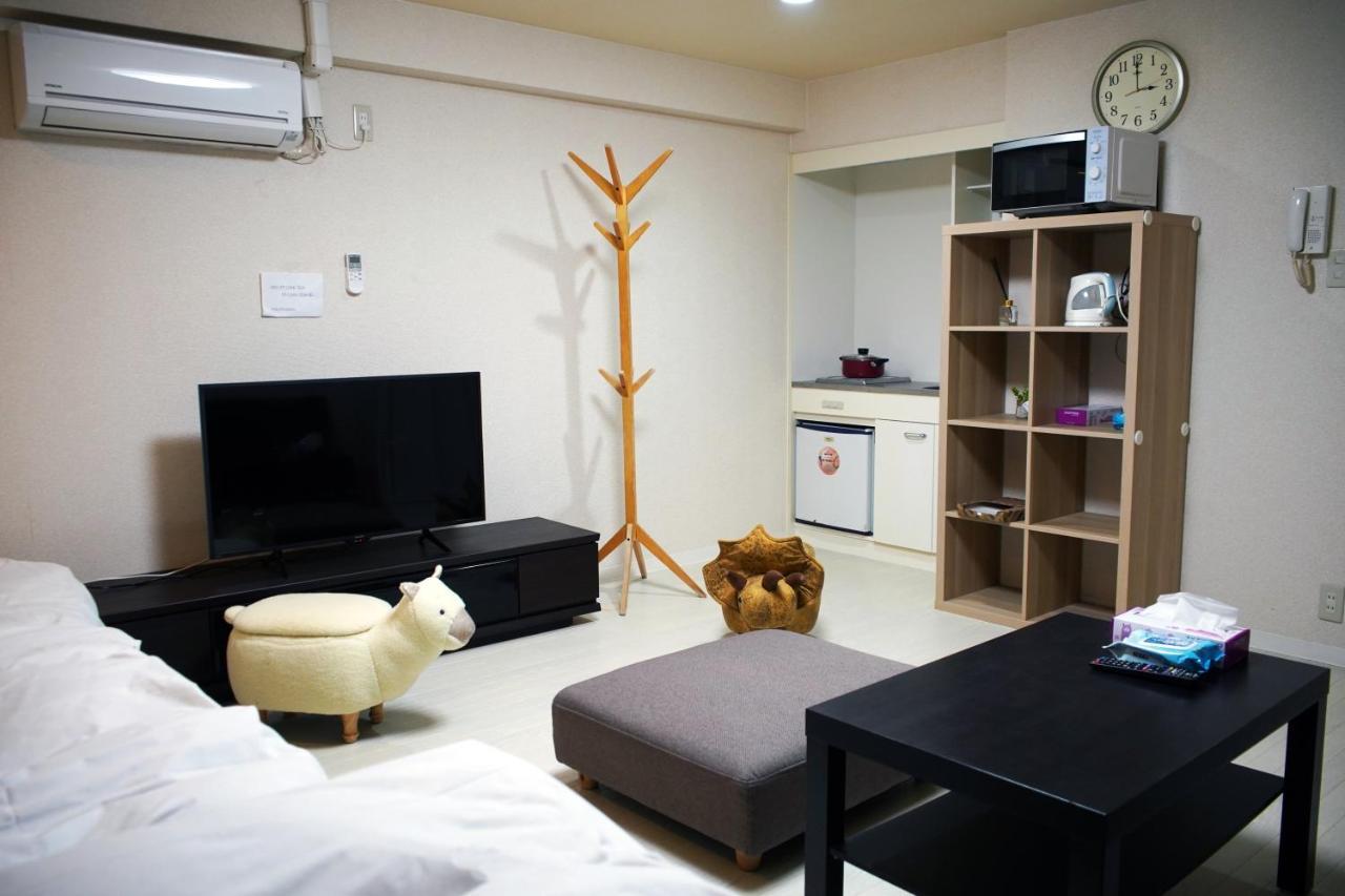Appartement Reiwa House à Ōsaka Extérieur photo